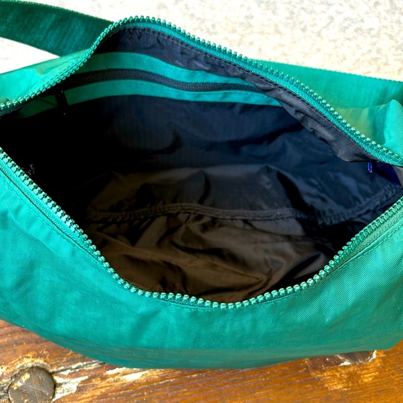 BAGGU Small Nylon Crescent Bag in Cypress - Picture 6 of 7